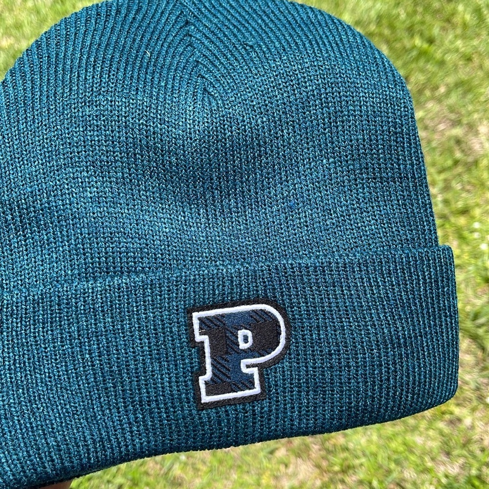 PINK VS Rib Knit Beanie In Black Ivy P Logo Graphic - Picture 7 of 12